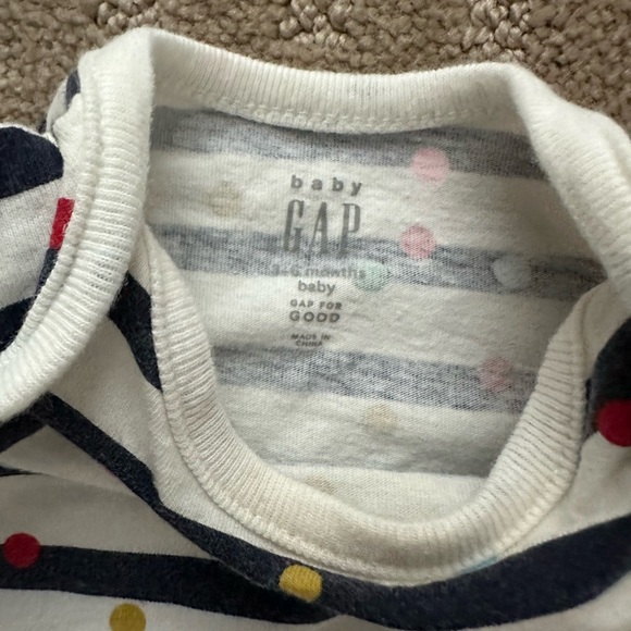 GAP Girls 3-6 Month Polka Dot Navy Stripe Bodysuit. - Picture 2 of 4